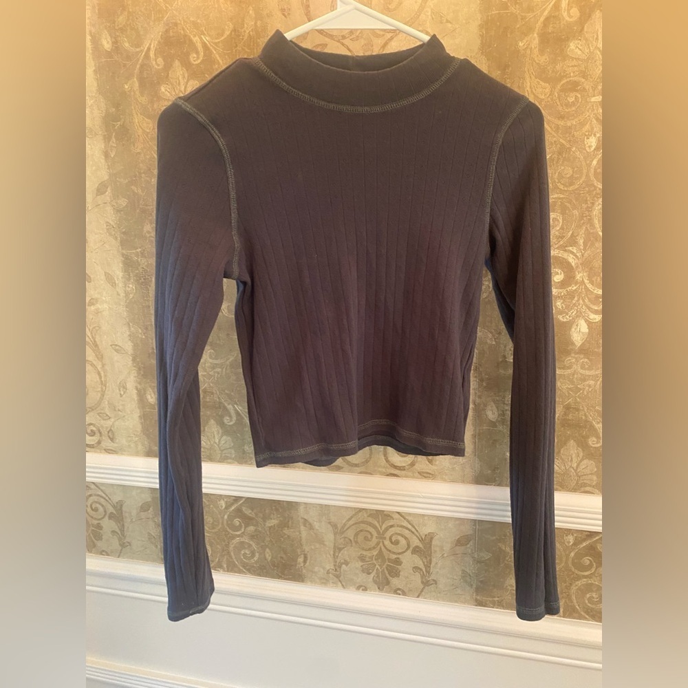 American Eagle Outfitters Charcoal Long Sleeve Top
